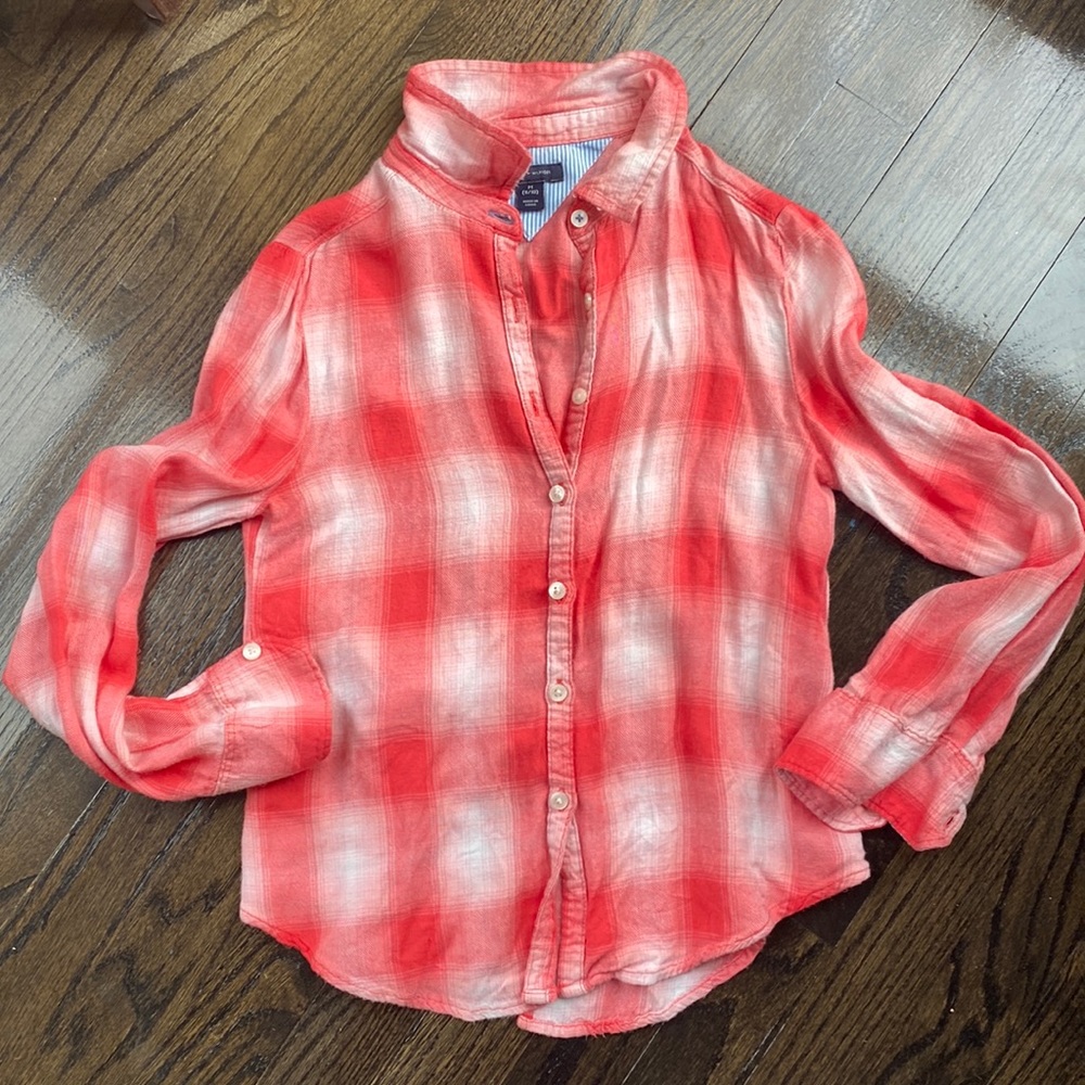 Super soft, lightweight plaid shirt from Tommy Hilfiger